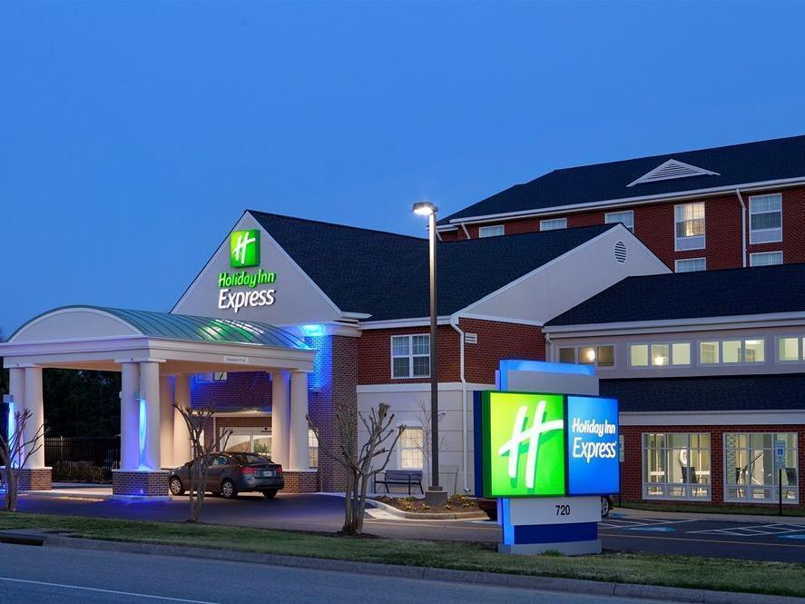 Holiday Inn Express Williamsburg North By Ihg Norge Exterior foto