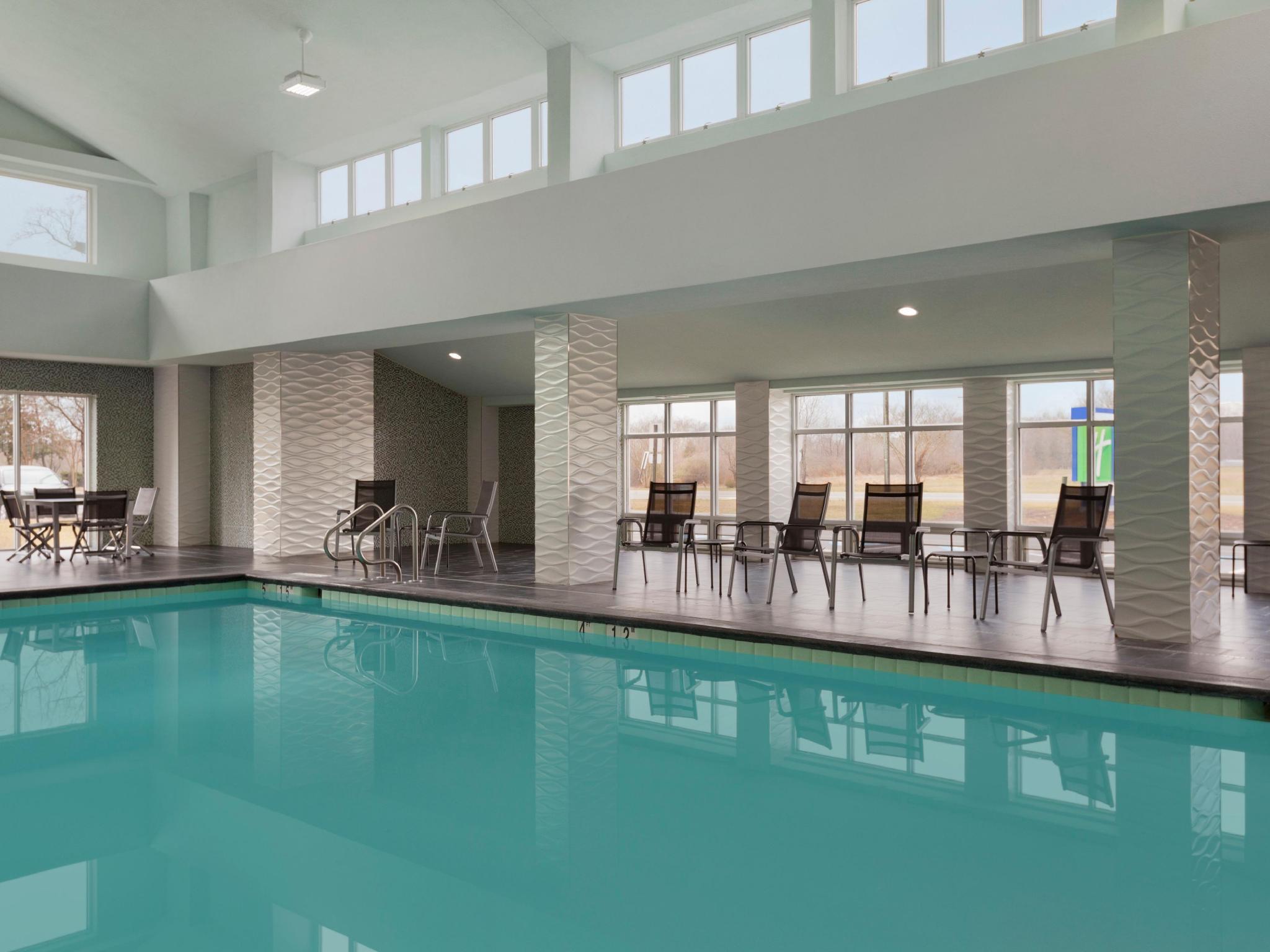 Holiday Inn Express Williamsburg North By Ihg Norge Exterior foto